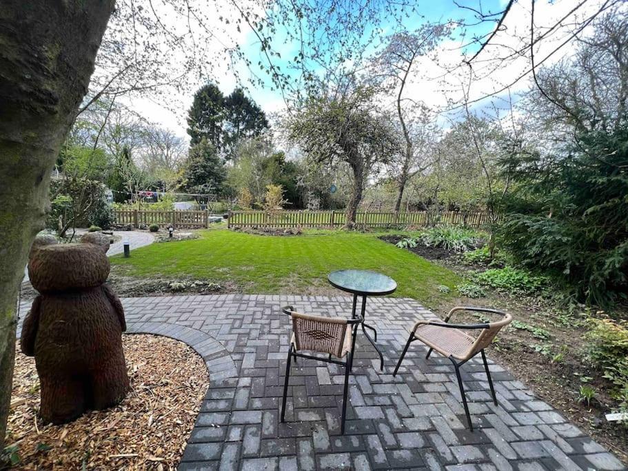 Tranquil Spot Shepherds Hut Cinderford ภายนอก รูปภาพ